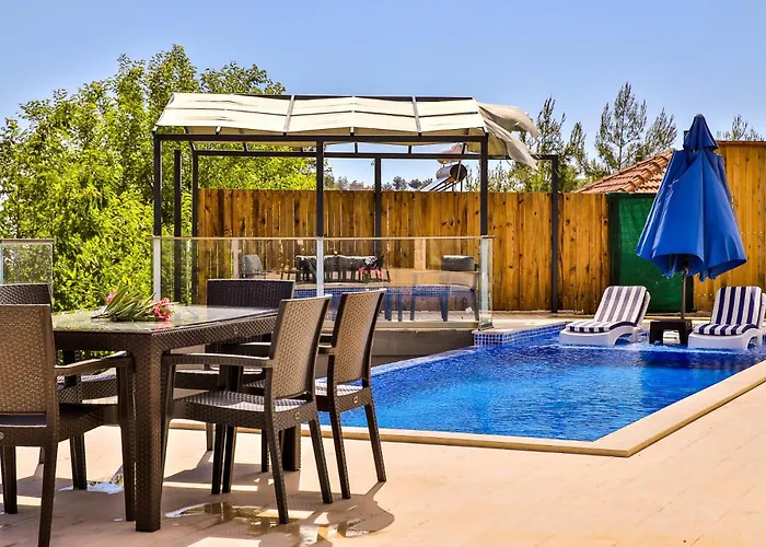 Vila Luxury And Cosy *